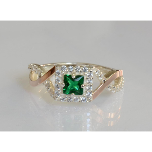 Серебряное кольцо с золотыми вставками (190к)