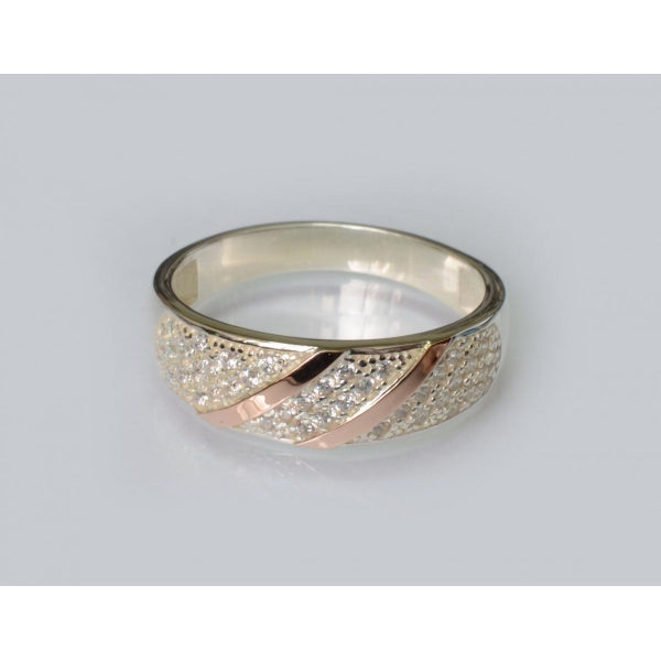 Серебряное кольцо с золотыми вставками (196к)