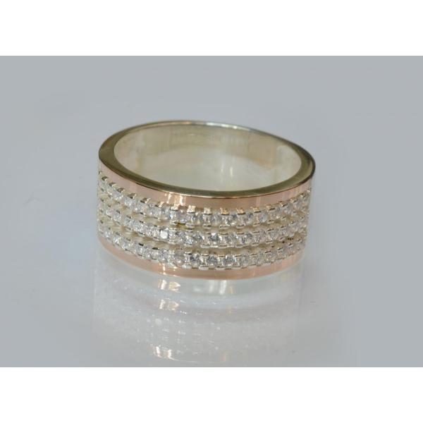 Серебряное кольцо с золотыми вставками (201к)