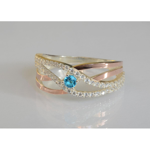 Серебряное кольцо с золотыми вставками (203к)