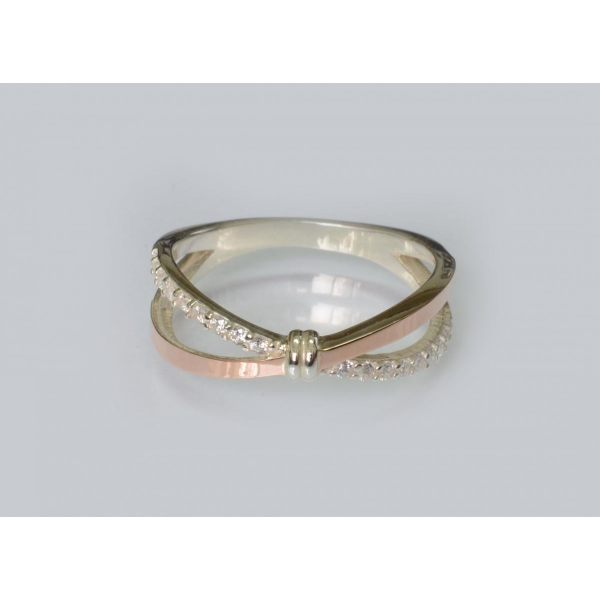 Серебряное кольцо с золотыми вставками (206к)