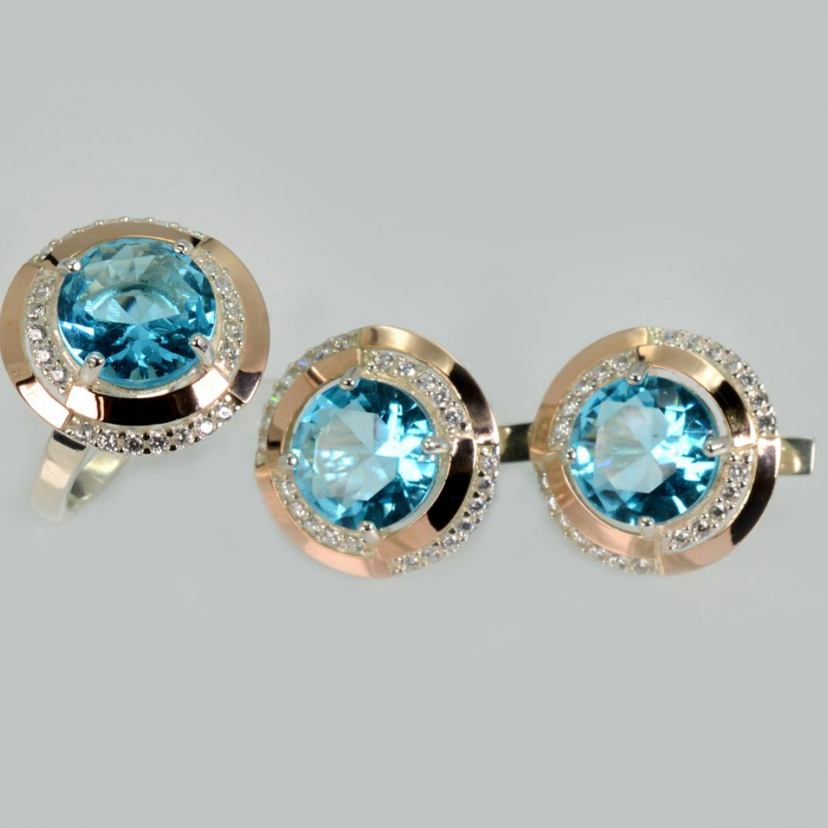 Серебряный набор с золотыми пластинами (211)