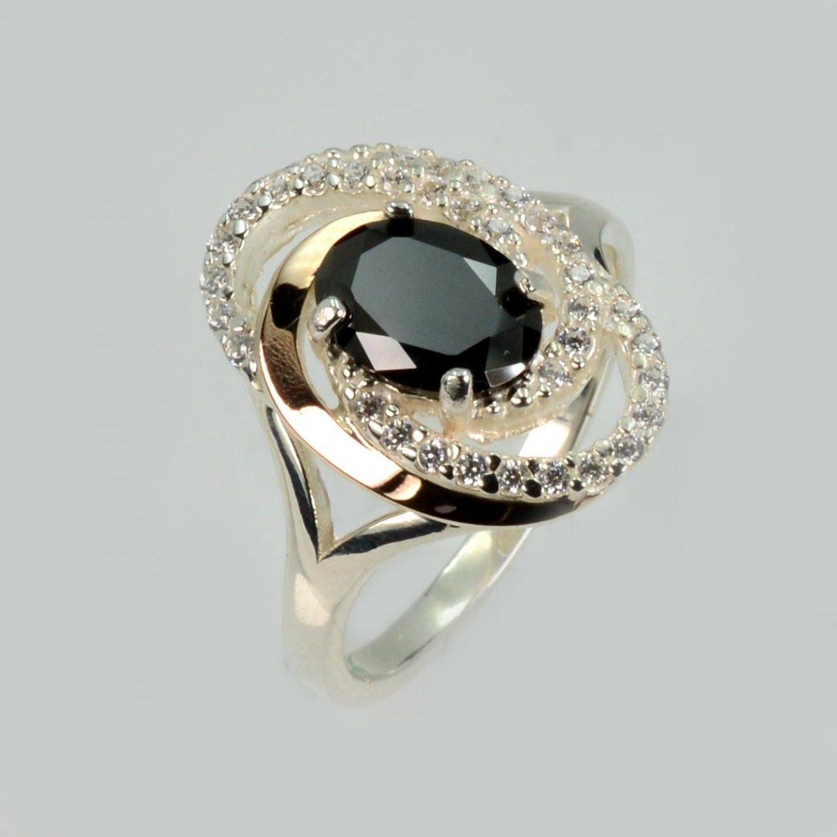 Серебряное кольцо с золотыми вставками (213к)