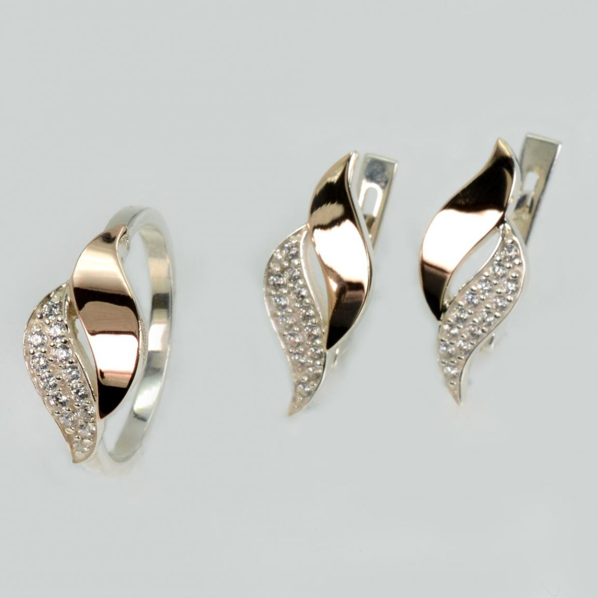 Срібний набір з золотими пластинами (214)