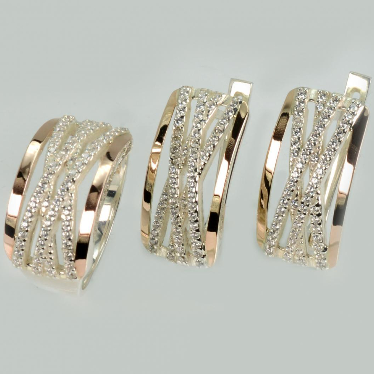 Серебряный набор с золотыми пластинами (215)