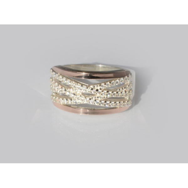 Серебряное кольцо с золотыми вставками (215к)