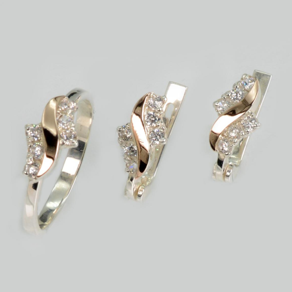 Серебряный набор с золотыми пластинами (218)