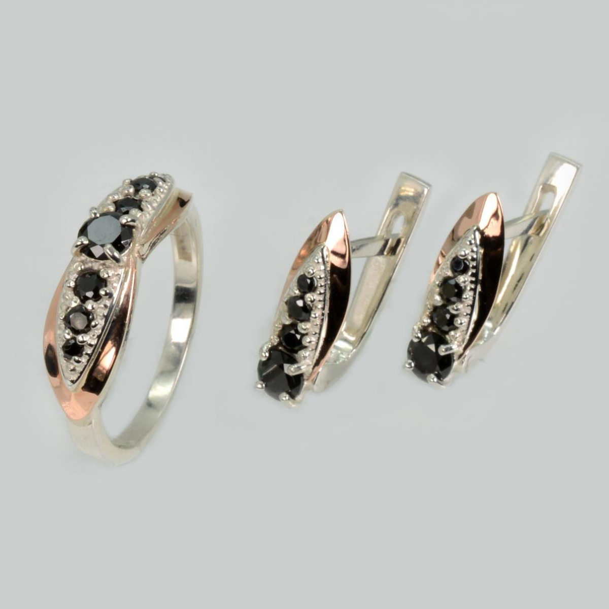 Серебряный набор с золотыми пластинами (230)