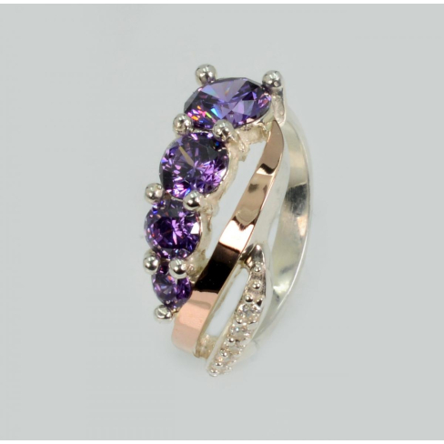 Серебряное кольцо с золотыми вставками