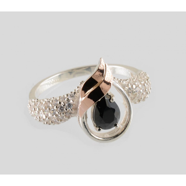 Серебряное кольцо с золотыми вставками (232к)