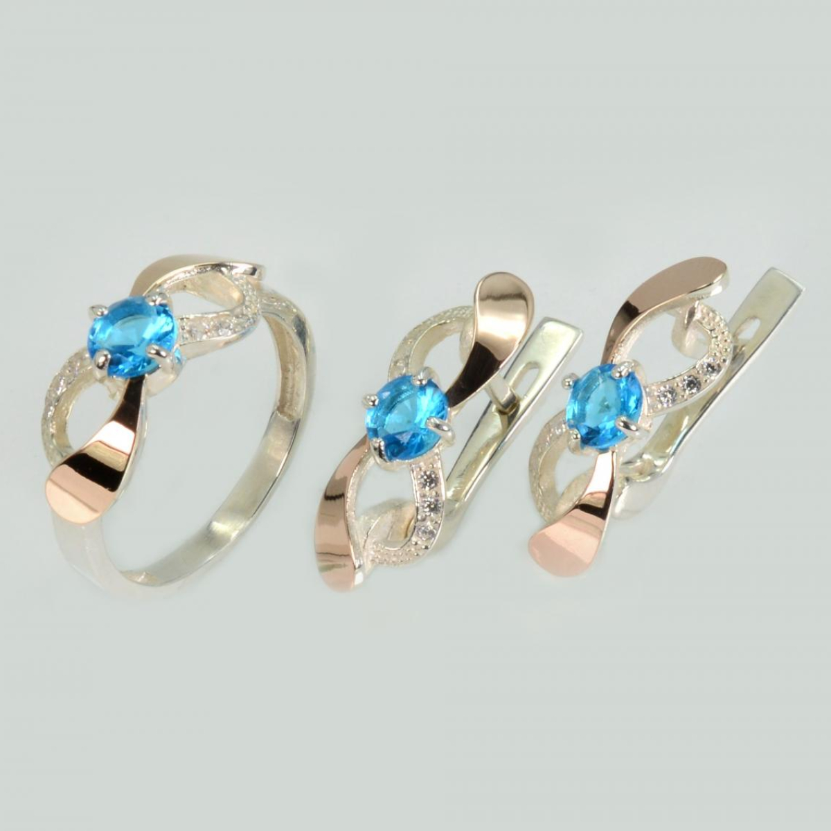 Серебряный набор с золотыми пластинами (236)