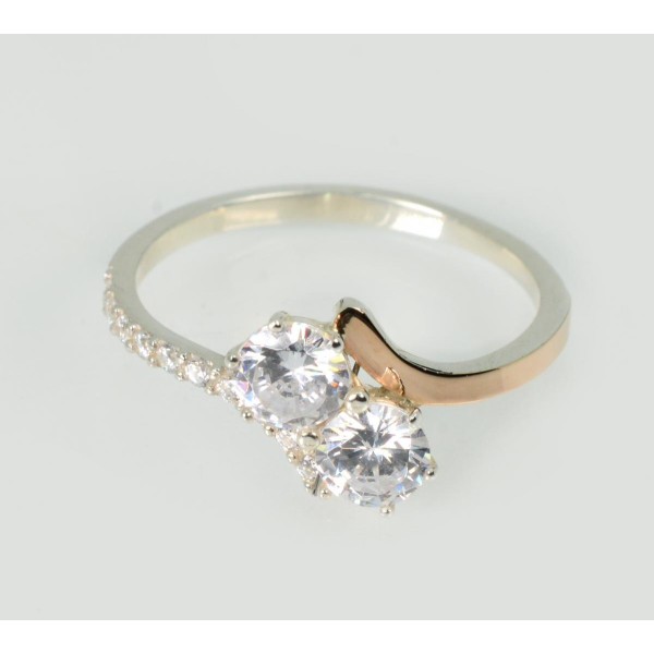 Серебряное кольцо с золотыми вставками (257к)