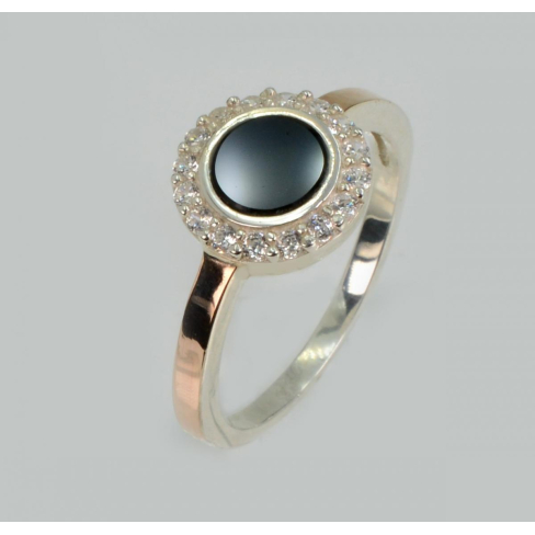 Серебрянок кольцо с золотыми пластинами и ониксом