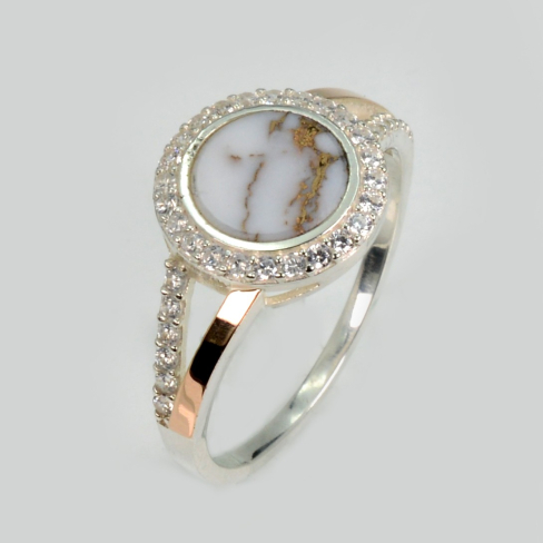 Серебряное кольцо с агатом