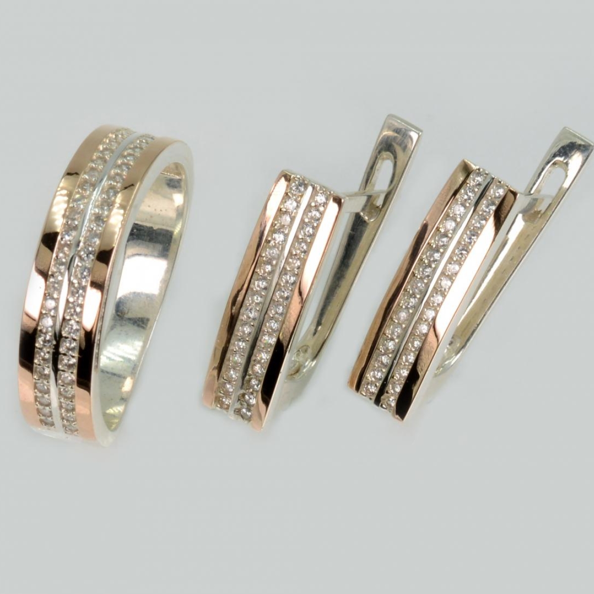 Серебряный набор с золотими пластинами (282)