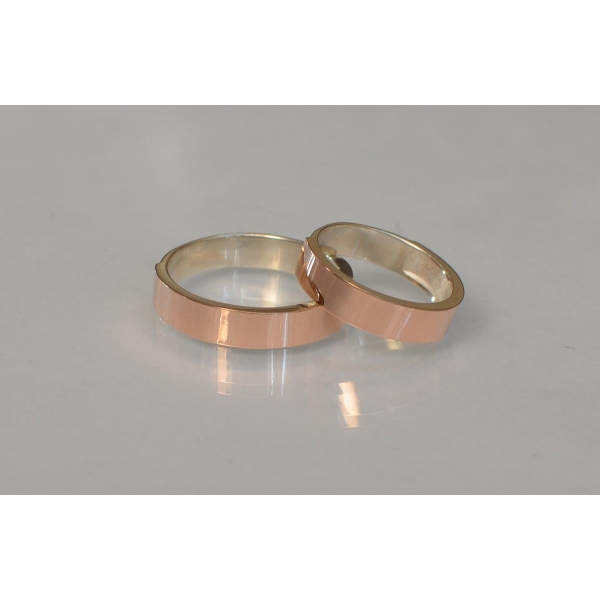 Серебряное обручальное кольцо с золотыми напайками, цена за одно кольцо (ОБР2)