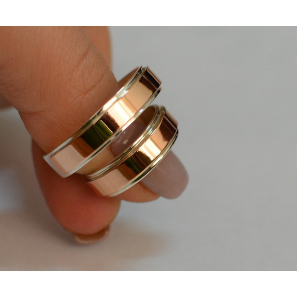 Серебряное обручальное кольцо с золотыми пластинами, цена за одно кольцо (ОБР5)