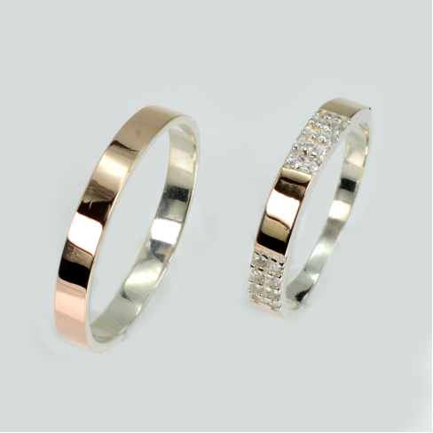 Пара серебряных обручальных колец