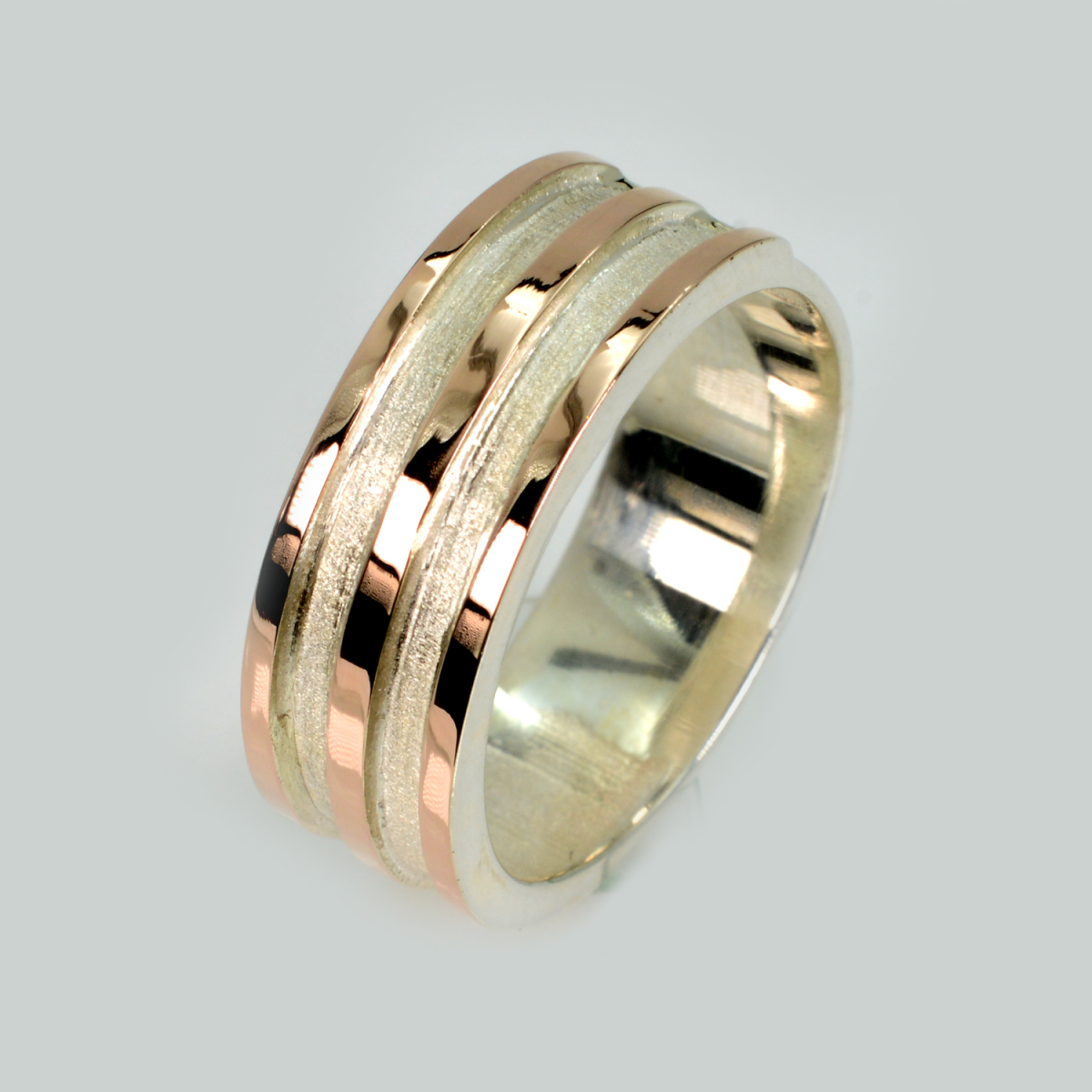 Обручальное кольцо из серебра с золотом (Обр13)