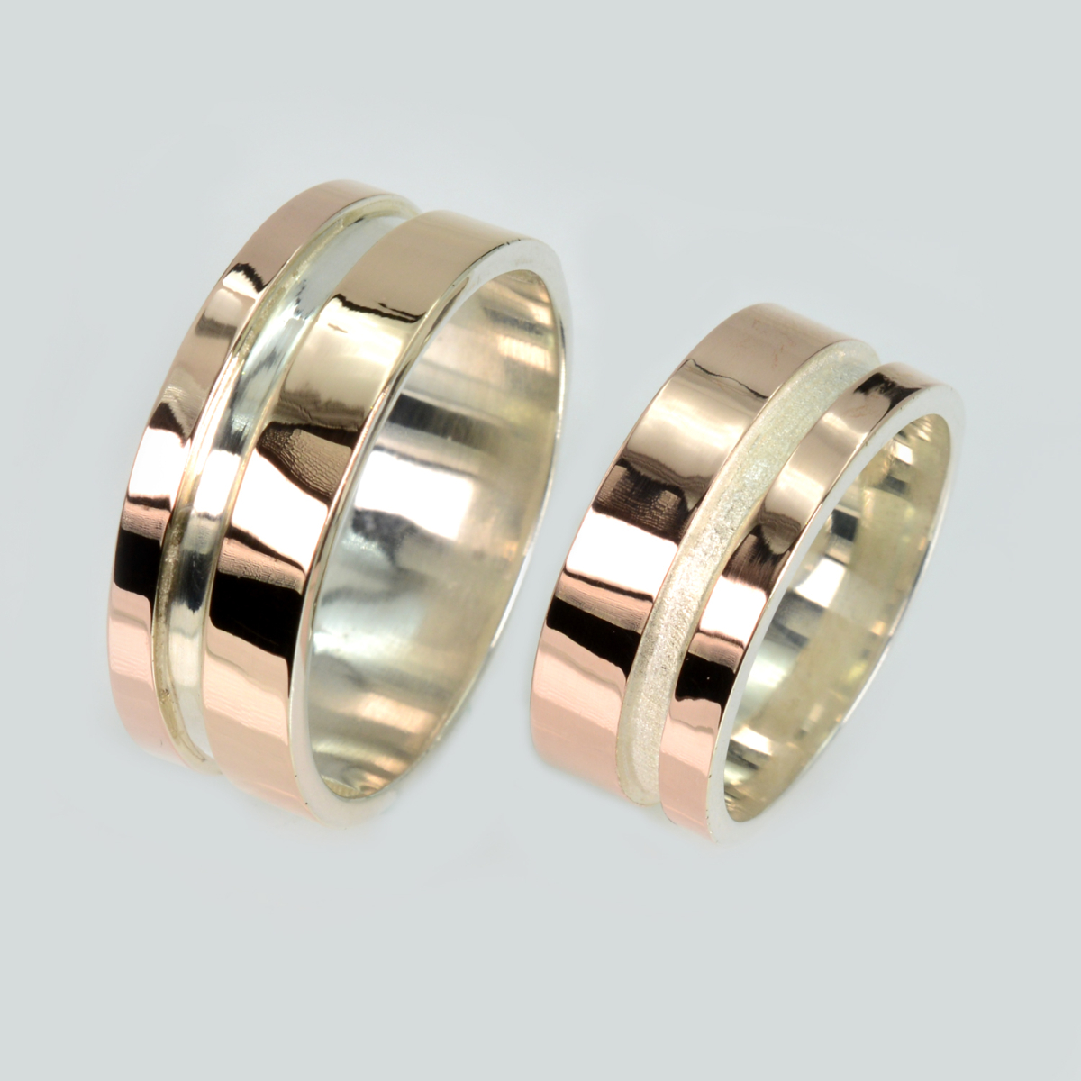 Пара срібних обручок з пластинами золота (Обр20Обр20)