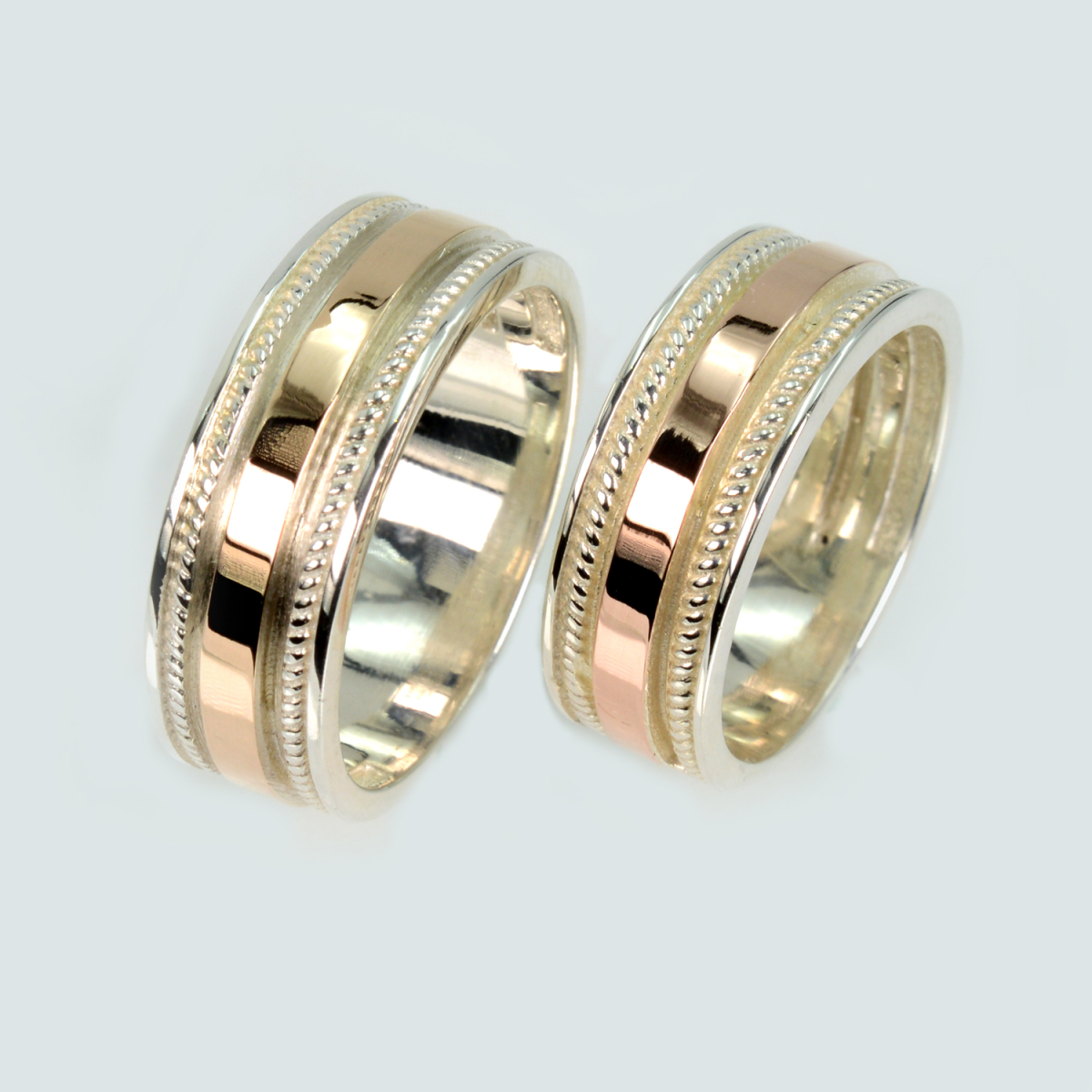 Пара срібних обручок з пластинами золота (Обр22Обр22)