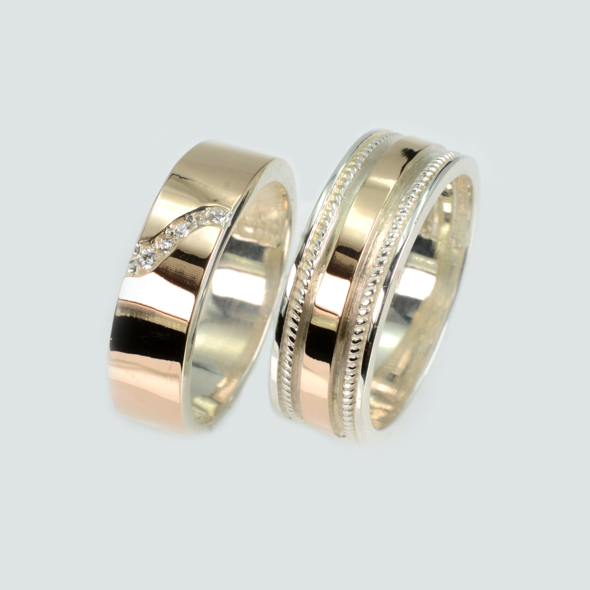 Пара обручальных колец из серебра с золотом (Обр30Обр22)