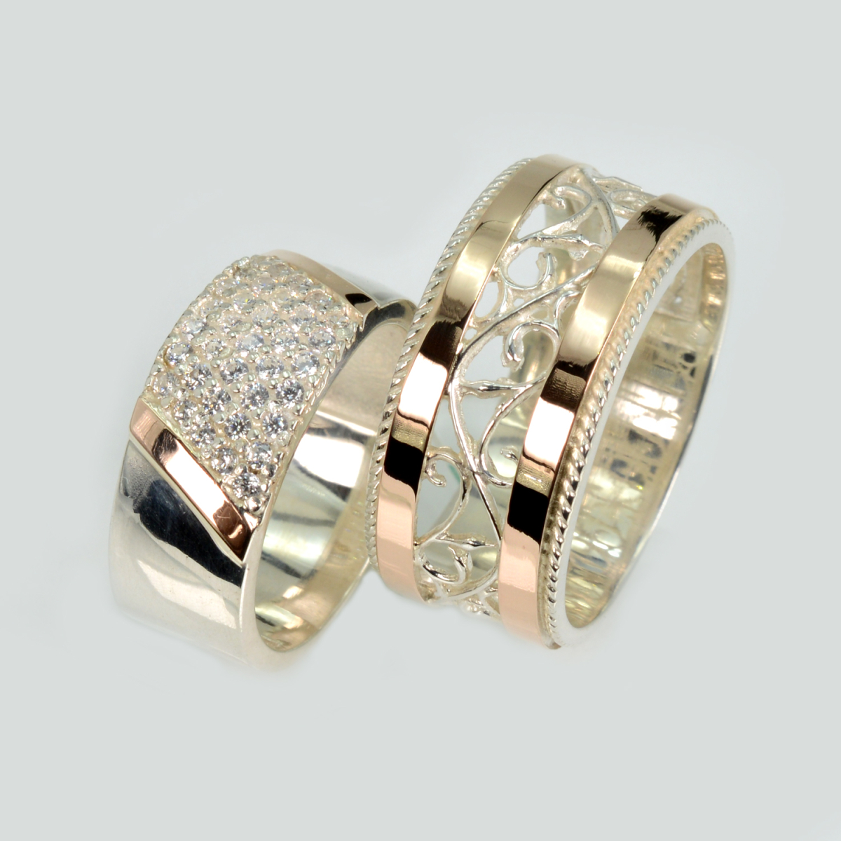 Пара обручальных колец из серебра с золотом (Обр33Обр25)