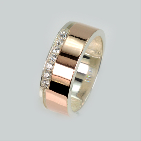 Обручальное кольцо из серебра и золота