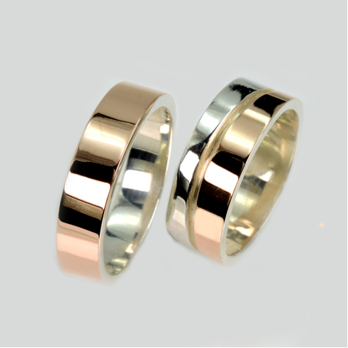 Пара серебряных обручальных колец