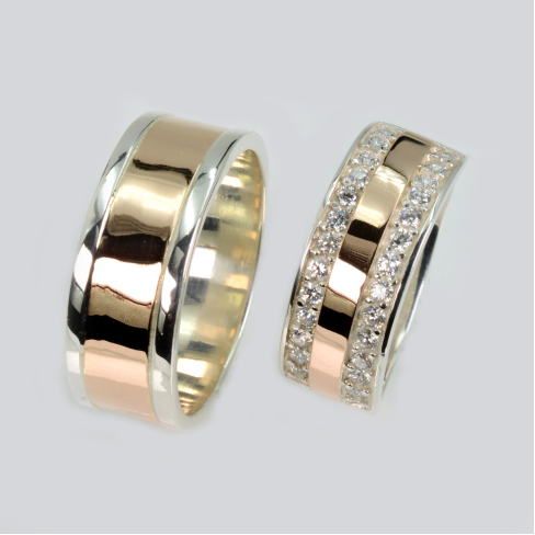 Пара серебряных обручальных колец