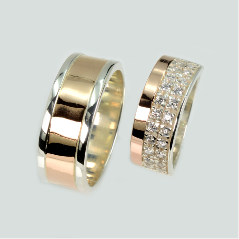 Пара серебряных обручальных колец