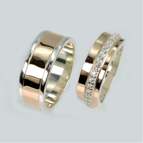 Пара серебряных обручальных колец