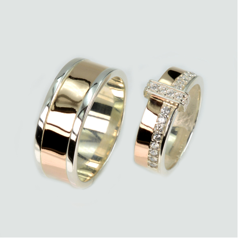 Пара обручальных колец из серебра