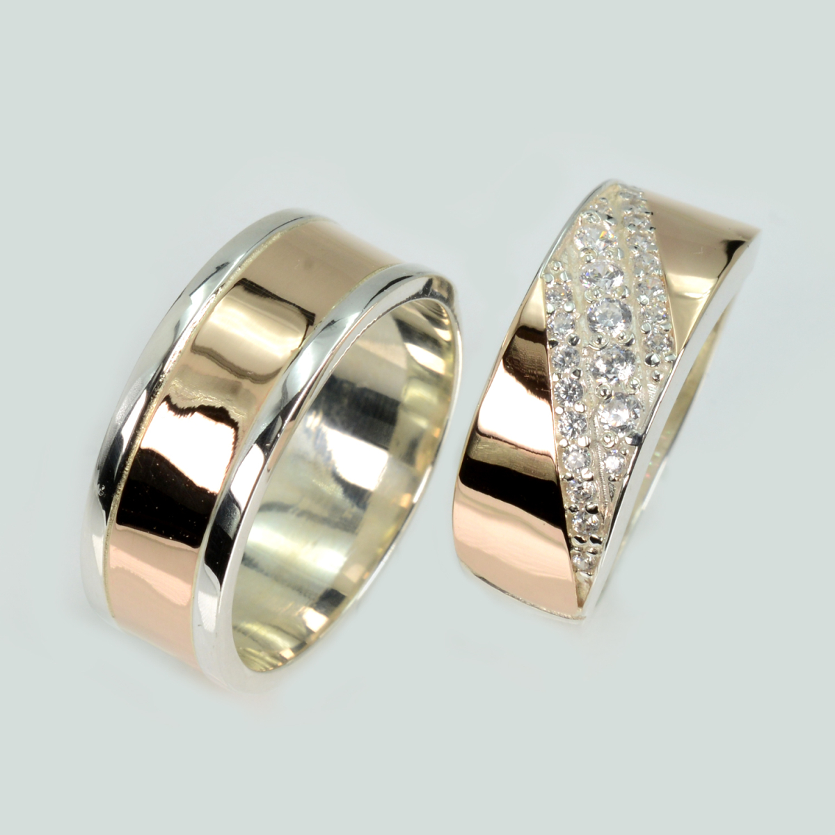 Пара обручальных колец (123кОбр3)