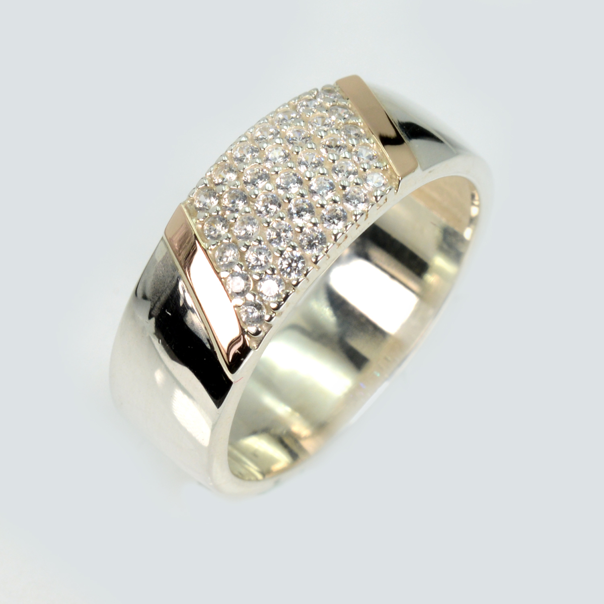 Обручальное кольцо из серебра и золота (Обр33)