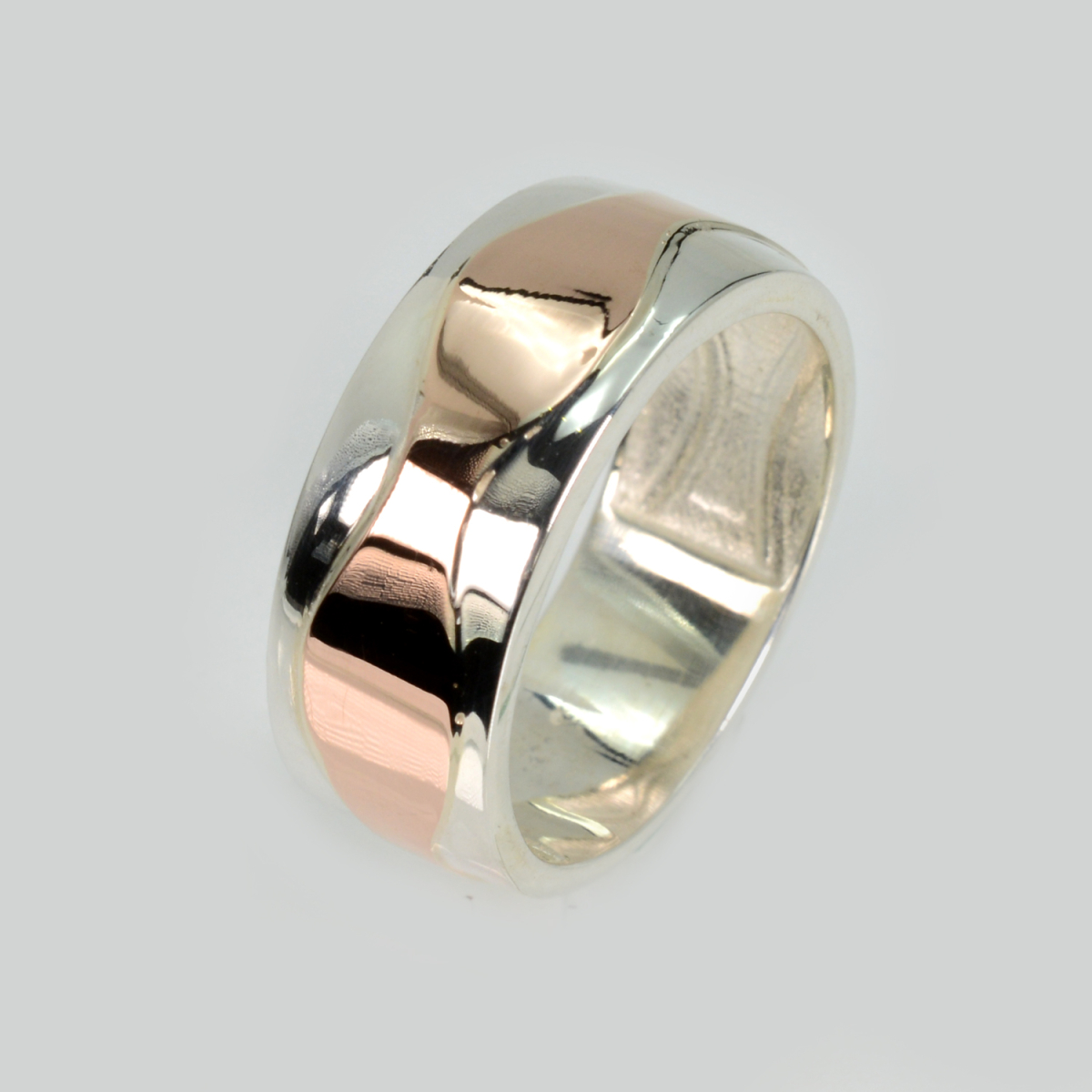 Обручальное кольцо из серебра и золота (Обр37)