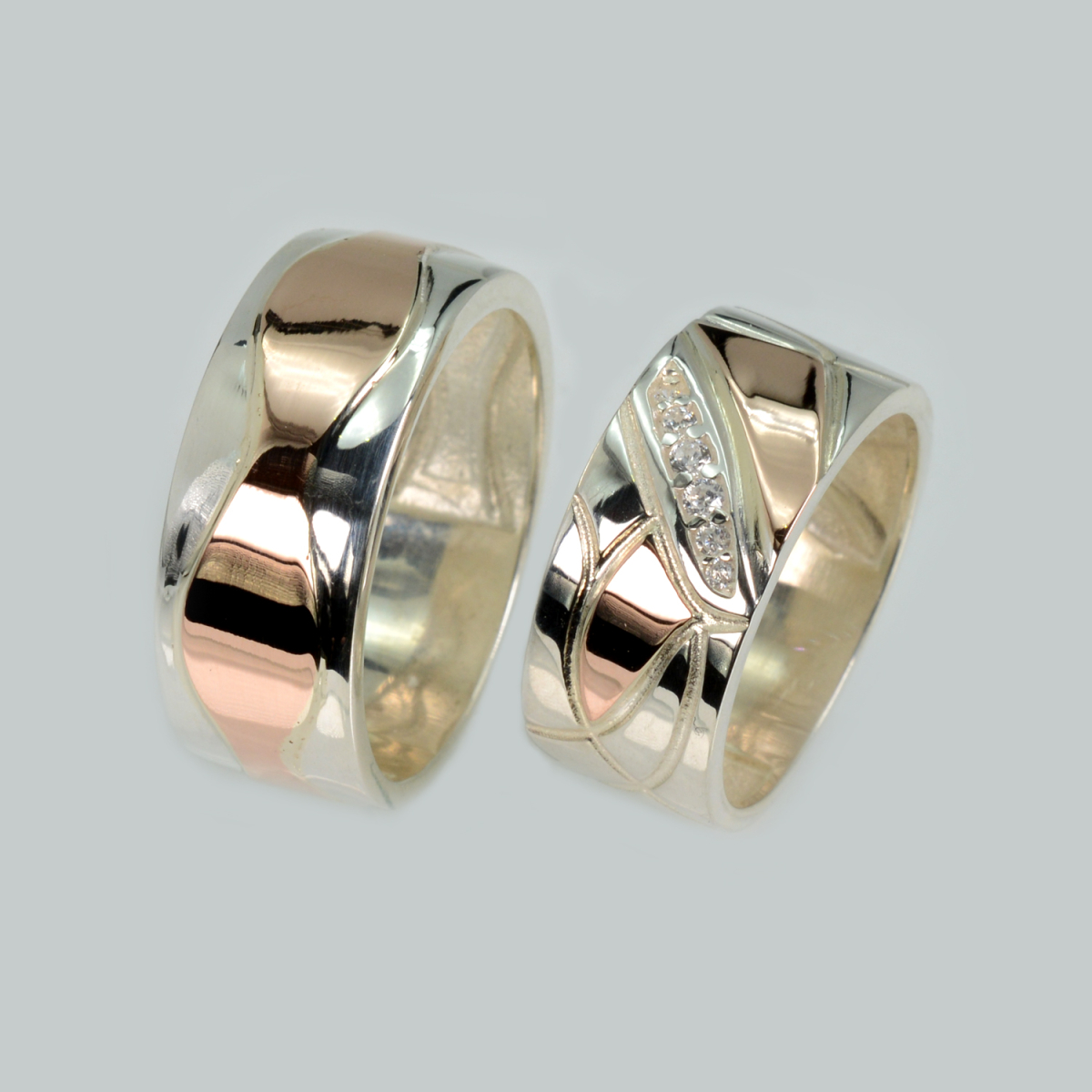 Пара обручальных колец из серебра с золотом (Обр37Обр34)