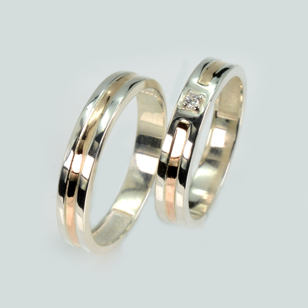 Пара обручальных колец из серебра с золотом (Обр3839)