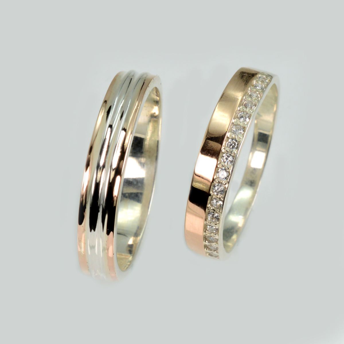 Пара обручальных колец из серебра с золотом (Обр40098к)