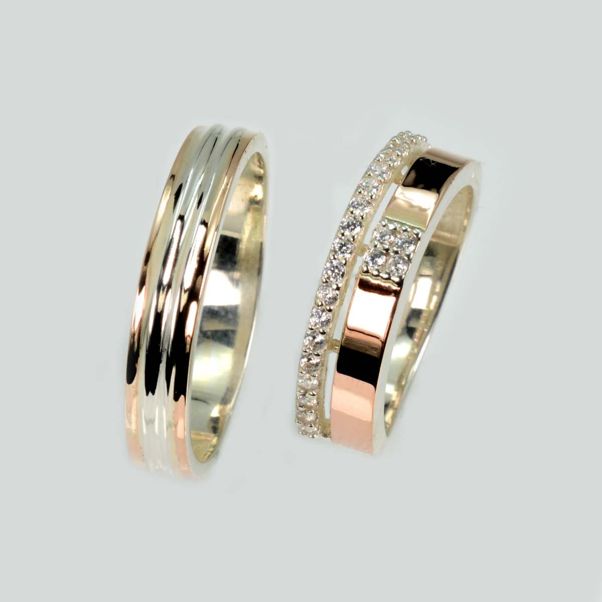 Пара обручальных колец из серебра с золотом (Обр40121к)