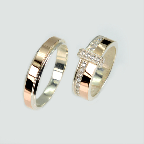 Пара обручальных колец из серебра