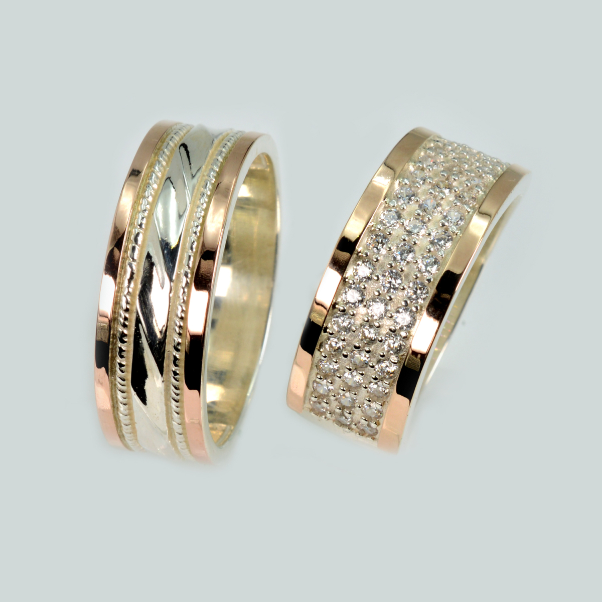 Пара обручальных колец из серебра с золотом (Обр42014к)