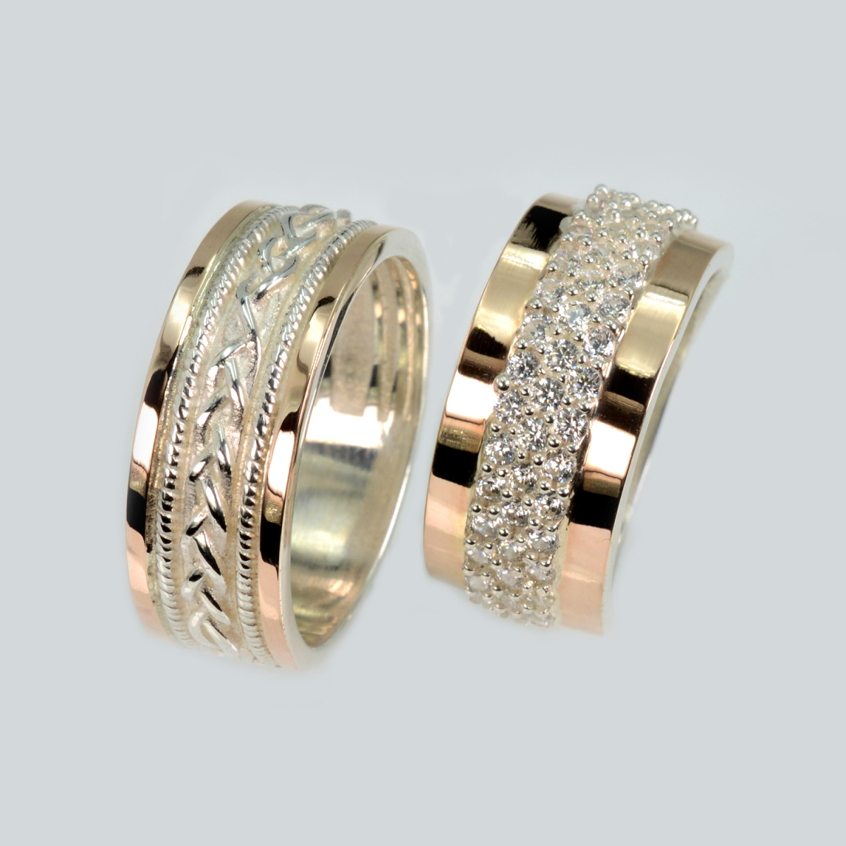 Пара обручальных колец из серебра с золотом (Обр43029к)