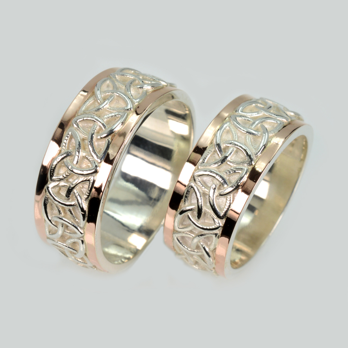 Пара срібних обручок з пластинами золота (Обр45Обр45)