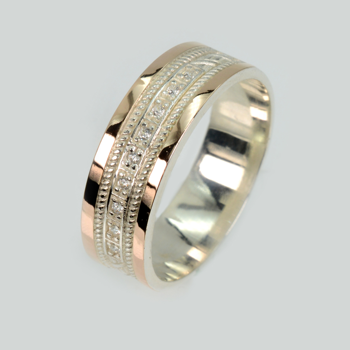 Обручальное кольцо с золотыми пластинами (Обр48)