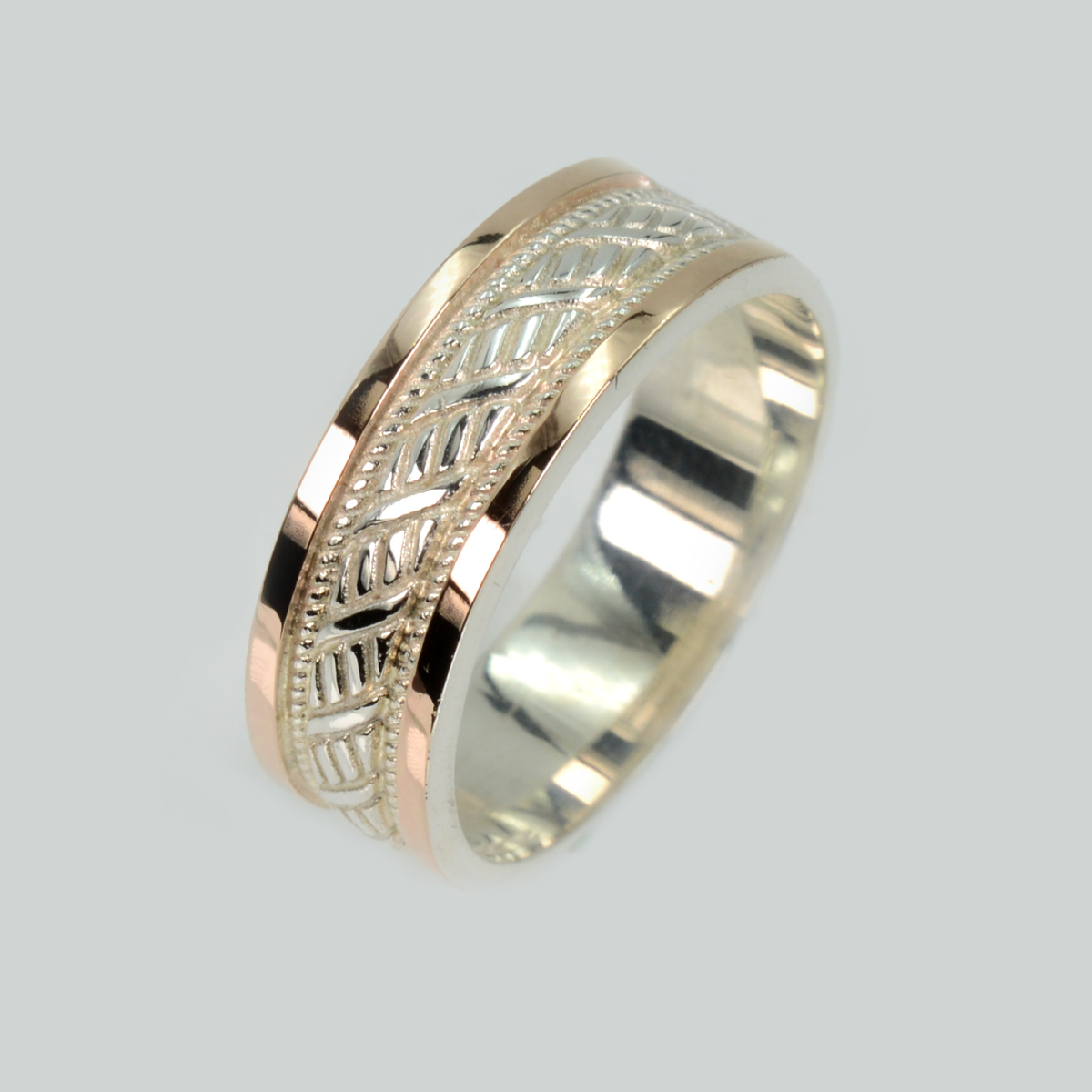 Серебряное обручальное кольцо (Обр49)