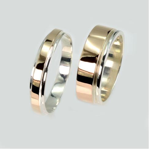 Пара серебряных обручальных колец