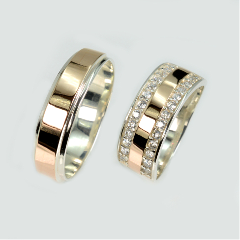 Пара серебряных обручальных колец