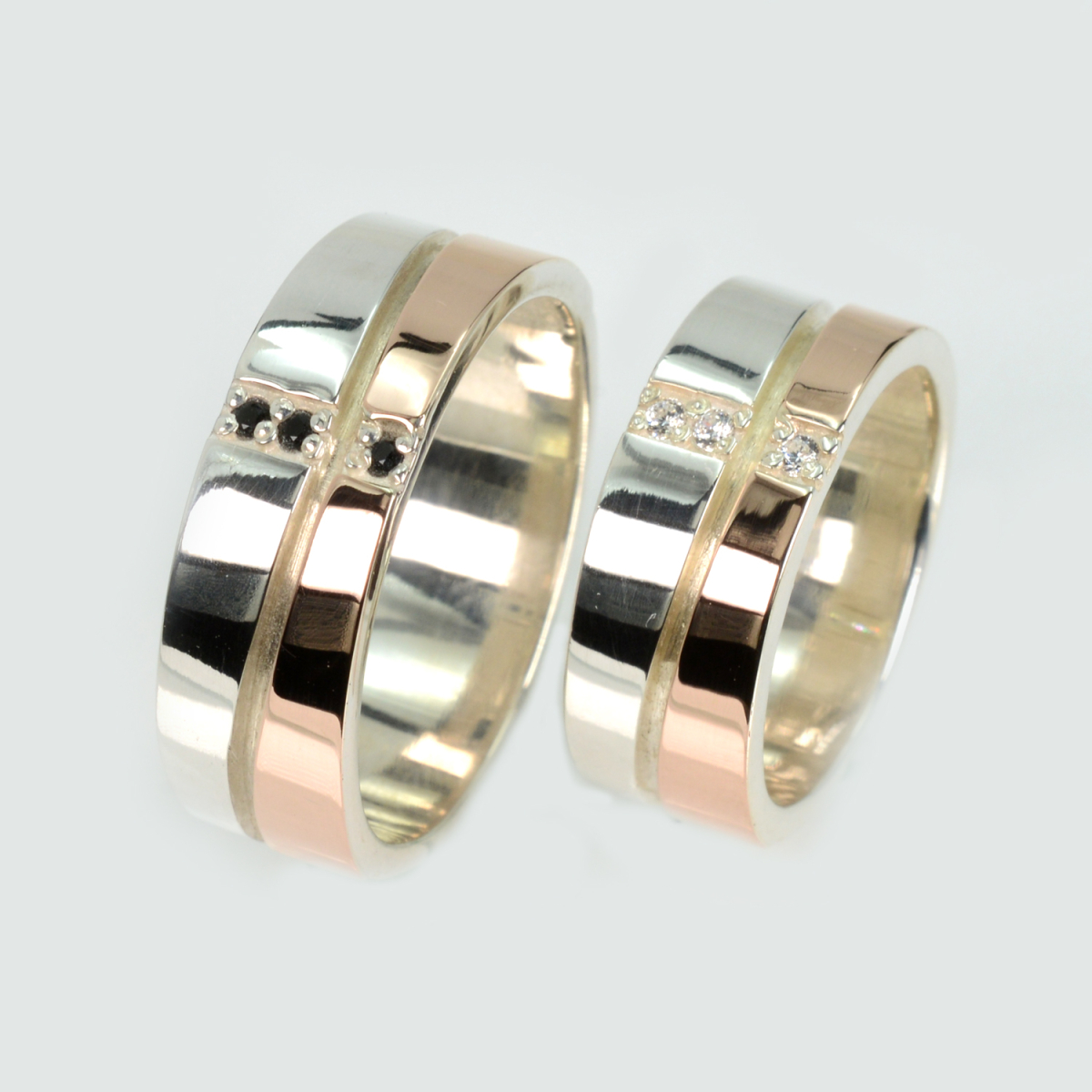 Пара обручальных колец из серебра 925 с пластинами золота 375 пробы (Обр7Обр7)