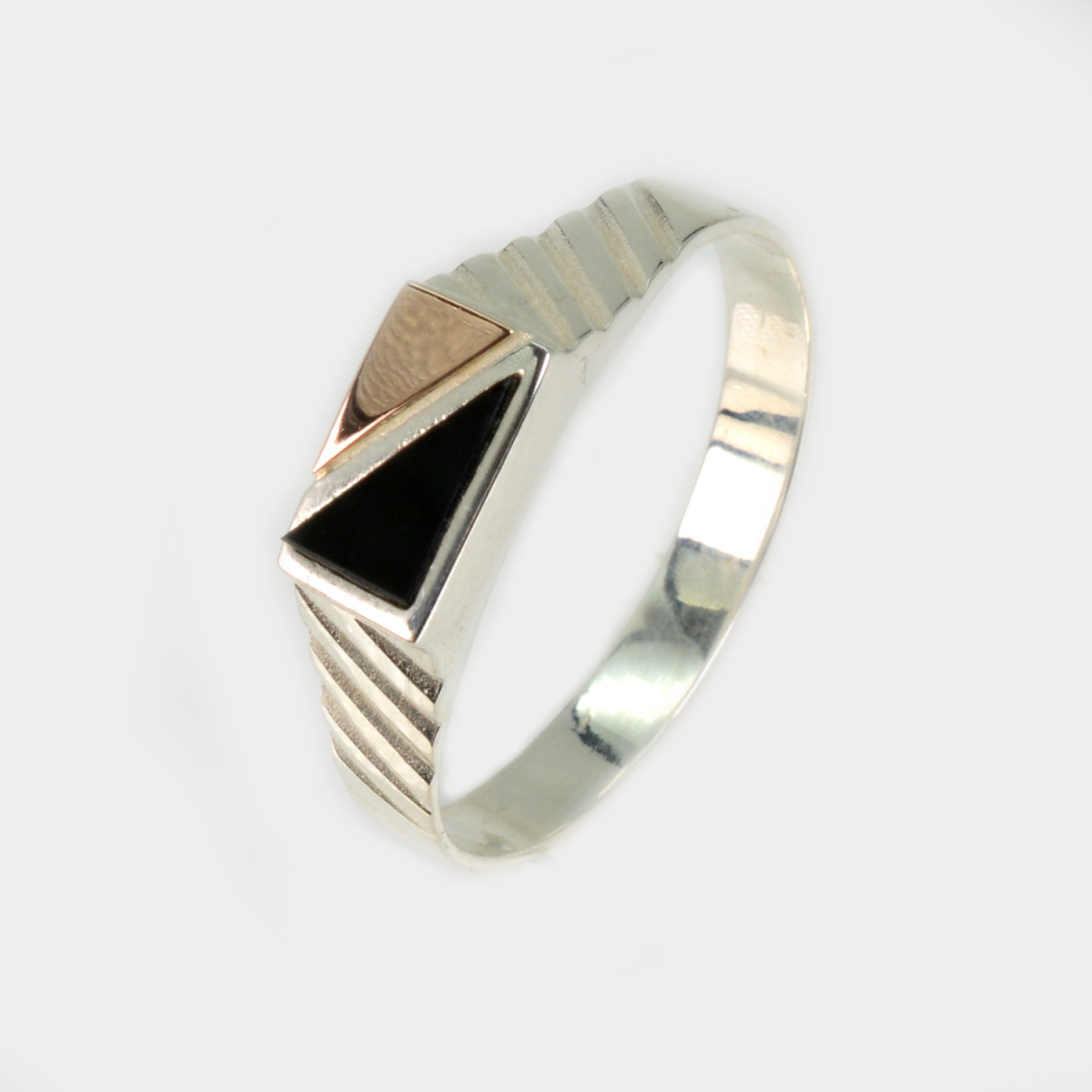 Серебряная печатка с золотыми напайками (М 4)